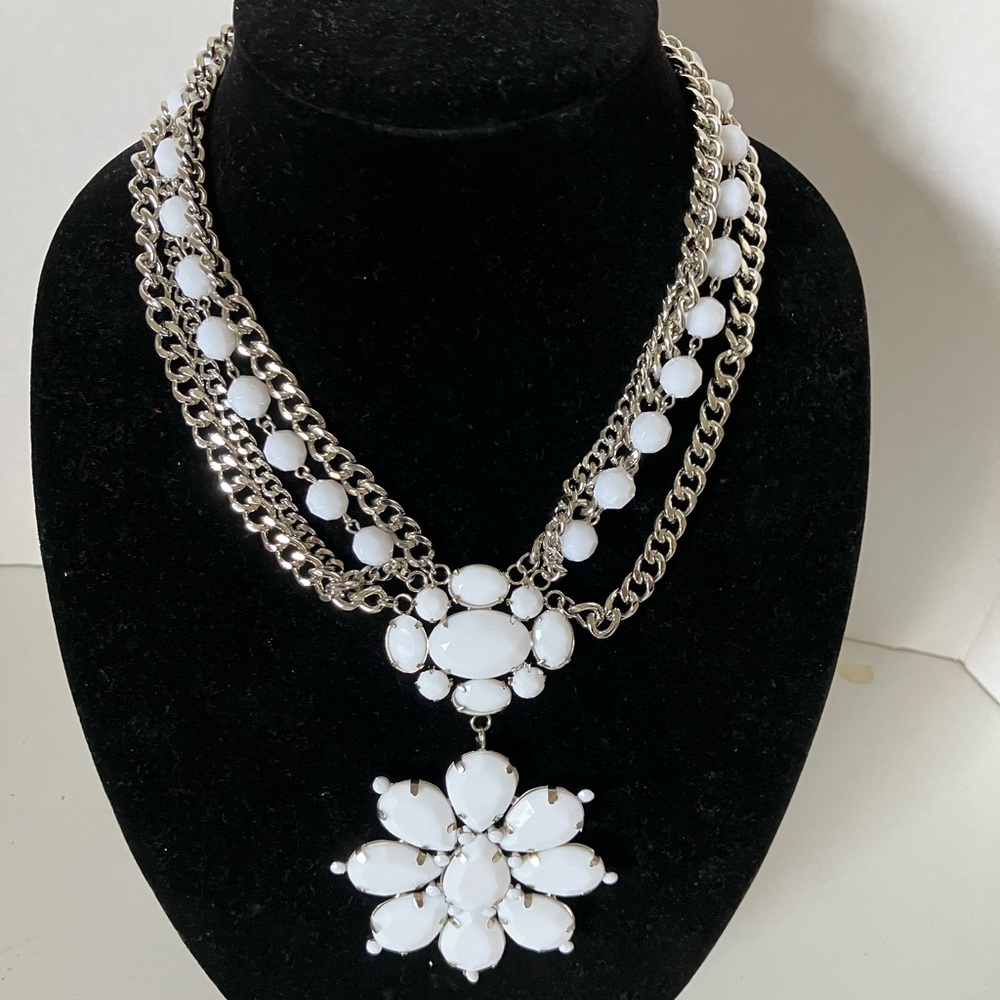 White Statement Pendant Necklace - Layered Chain Fashion Jewelry
